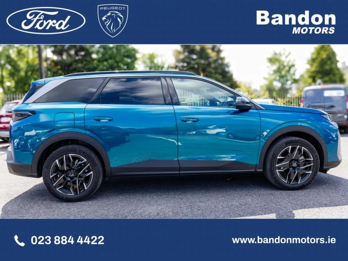 Peugeot 5008 2025 Peugeot 5008 1.2 Hybrid 136bhp E - Image 3