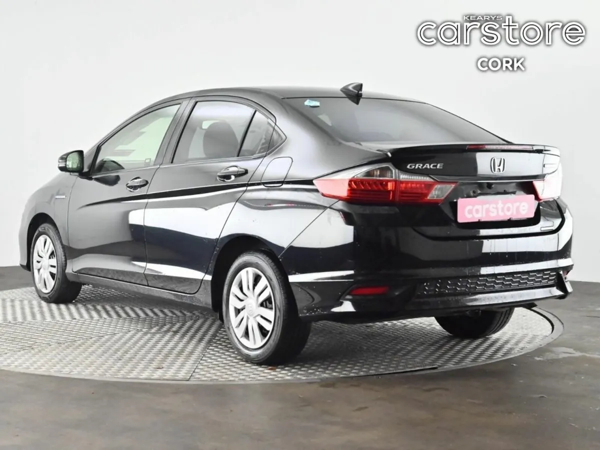 Honda Grace 1.5 Hybrid Auto - Image 3