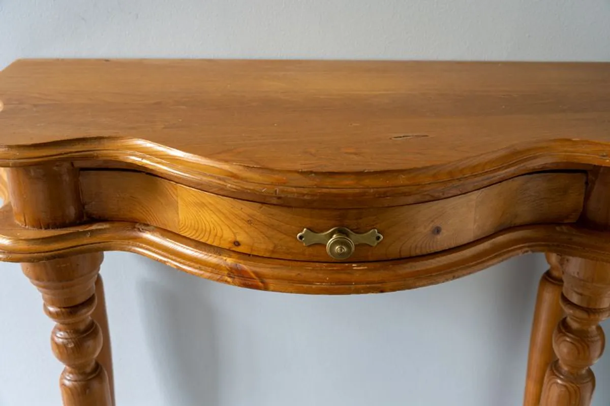 hall or console table - REDUCED AGAIN - Image 4