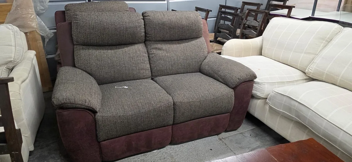 2+1 Reclining sofa and matching chair - Image 2