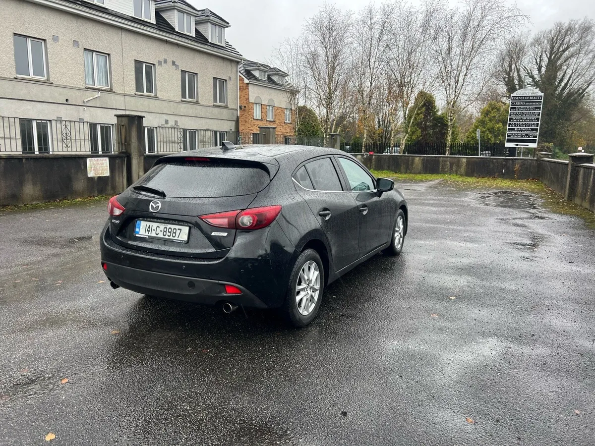 141 Mazda 3 executives - Image 3