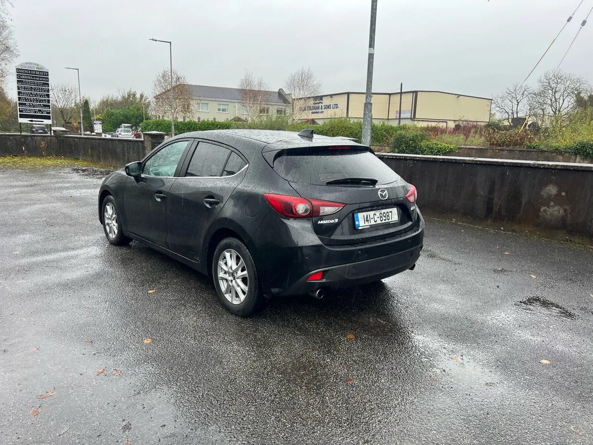 141 Mazda 3 executives - Image 4