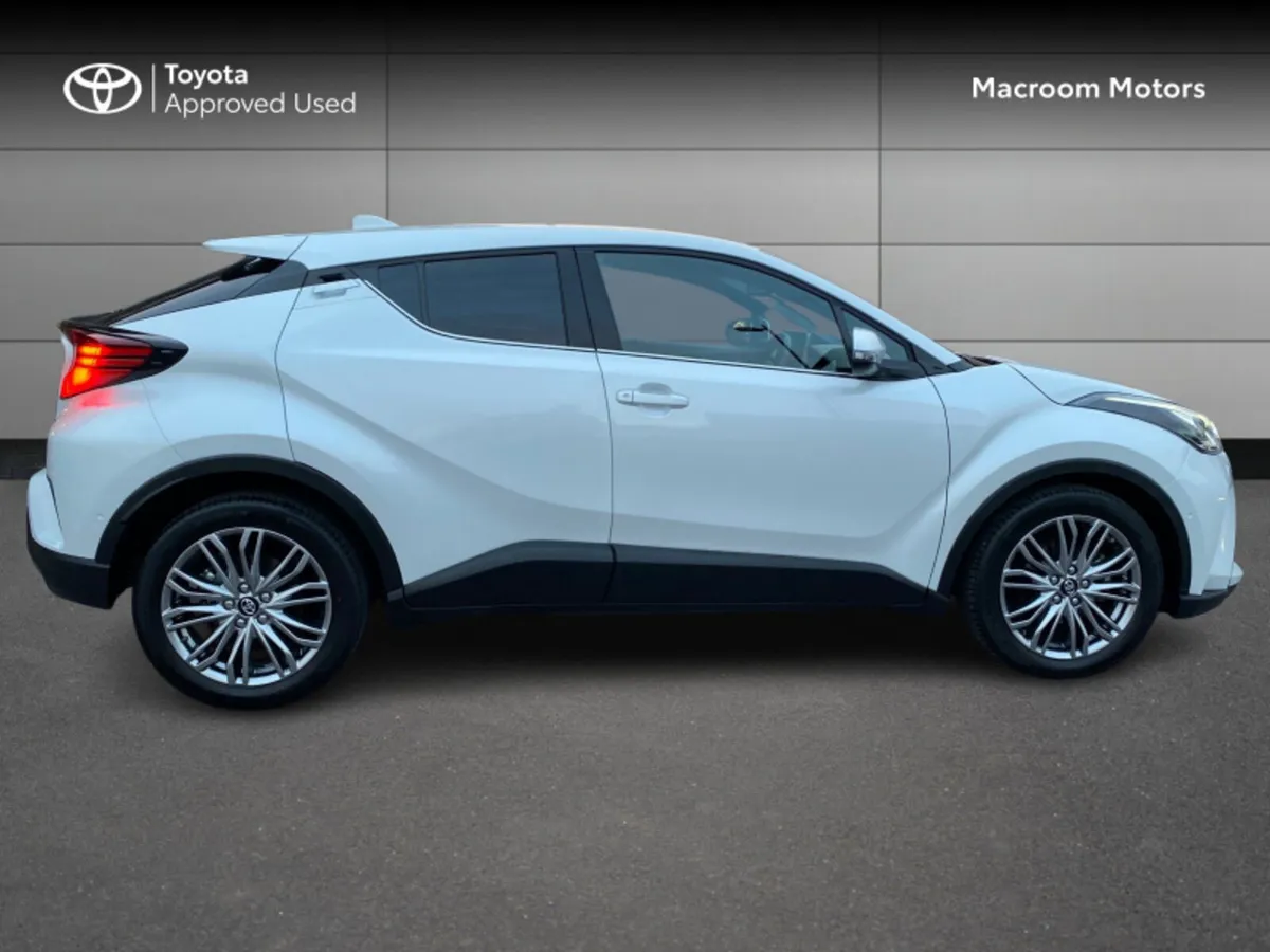 Toyota C-HR BLACK FRIDAY SALE!  C-HR 1.8 HYBRID SO - Image 3
