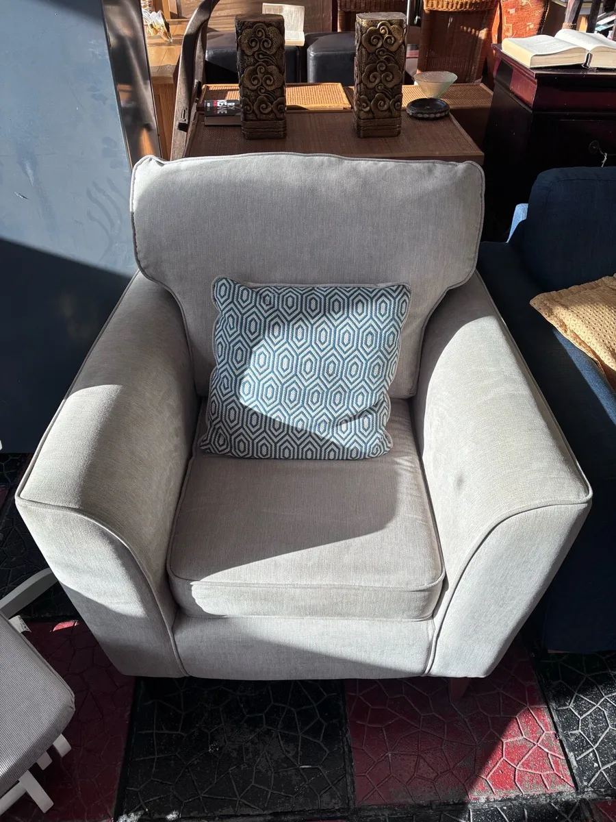 Grey Fabric arm Chair - Image 1
