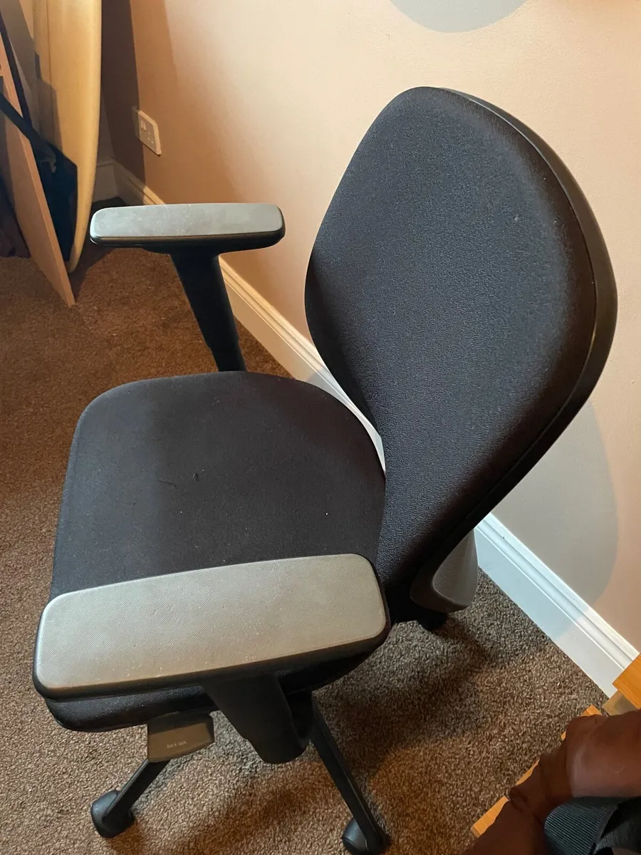 Desk &Chair - Image 4