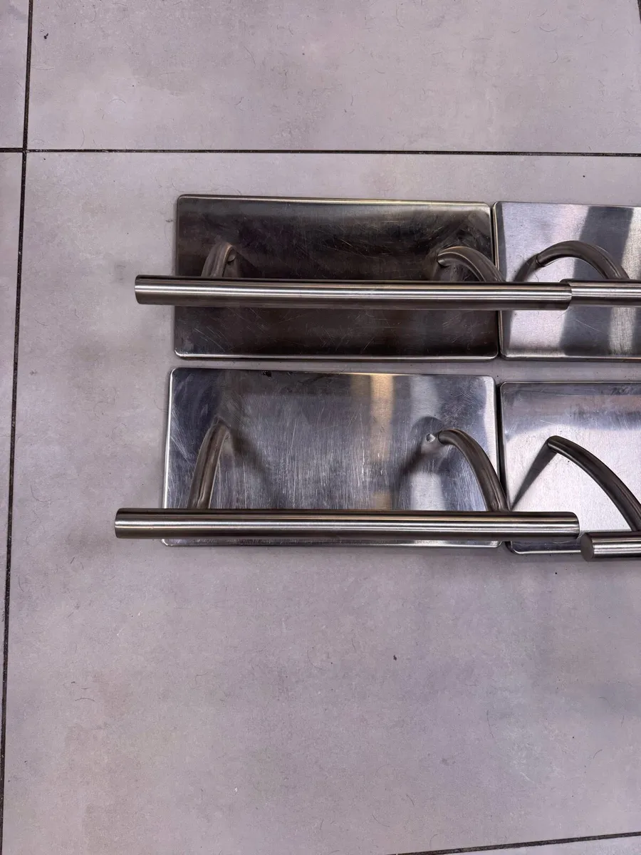 8 x Hair Salon Footrests - Image 2