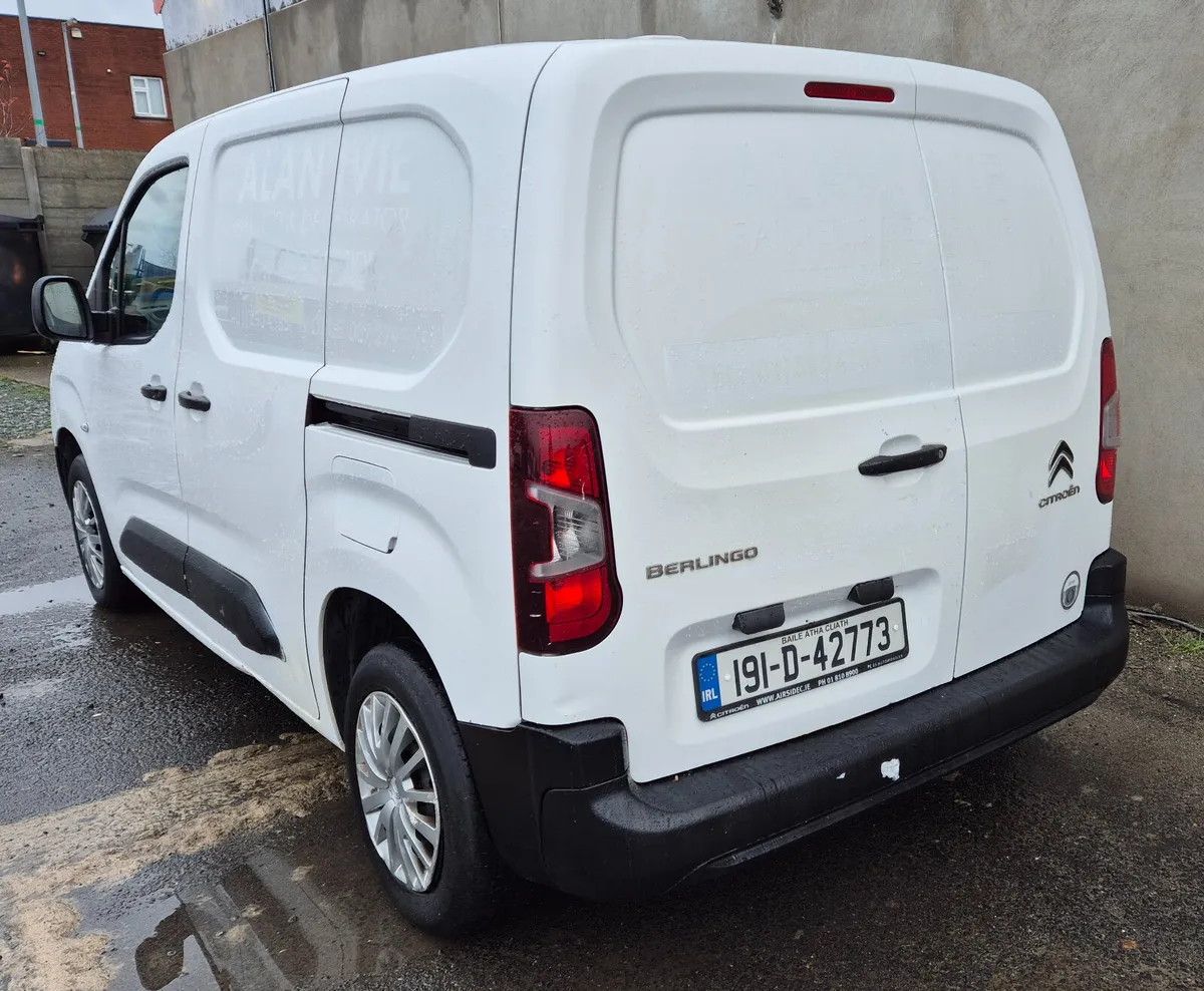 Citroen Berlingo 2019 only 68km - Image 3