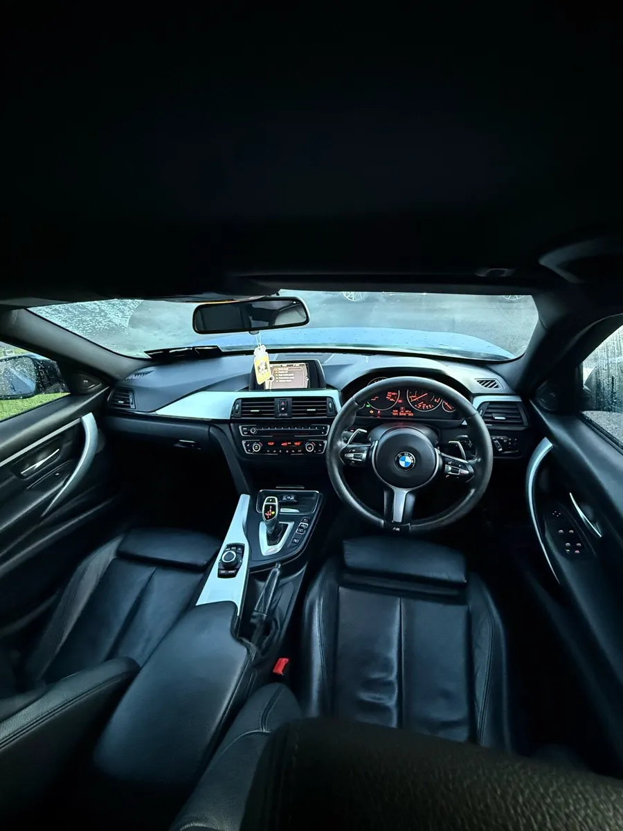 BMW 330D MSPORT Fresh NCT - Image 4