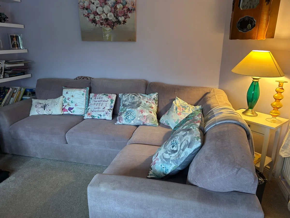 4 seater velvet right hand  corner sofa for sale - Image 2