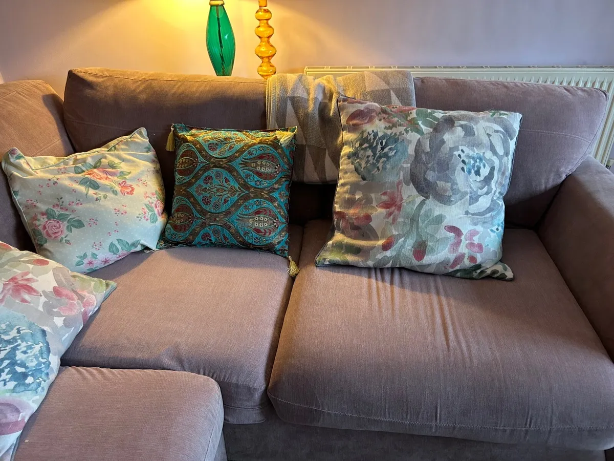 4 seater velvet right hand  corner sofa for sale - Image 4