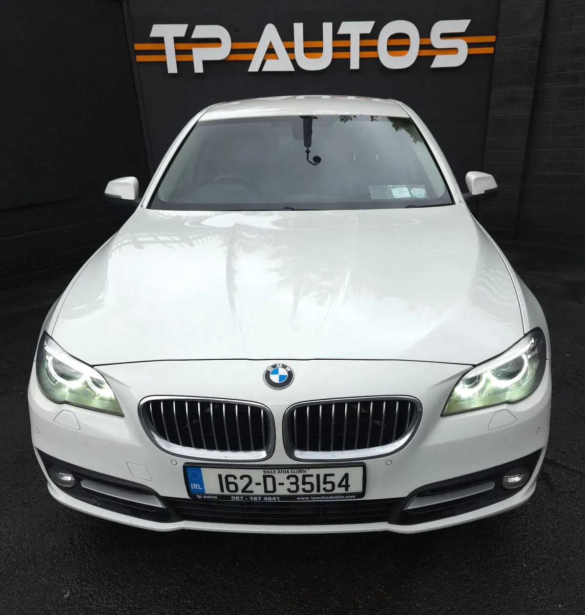 BMW 5-Series 2016 MINT CONDITION - Image 3