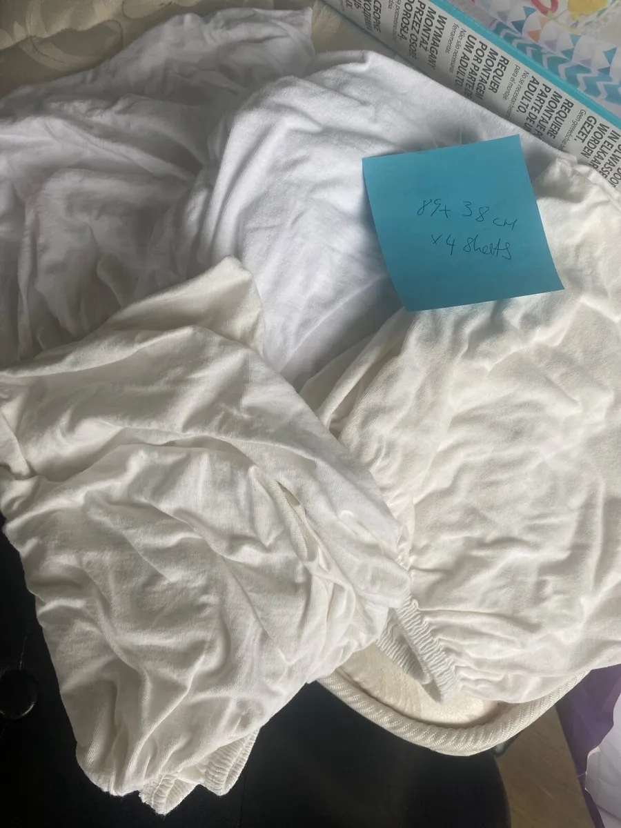Cot sheets - Image 1