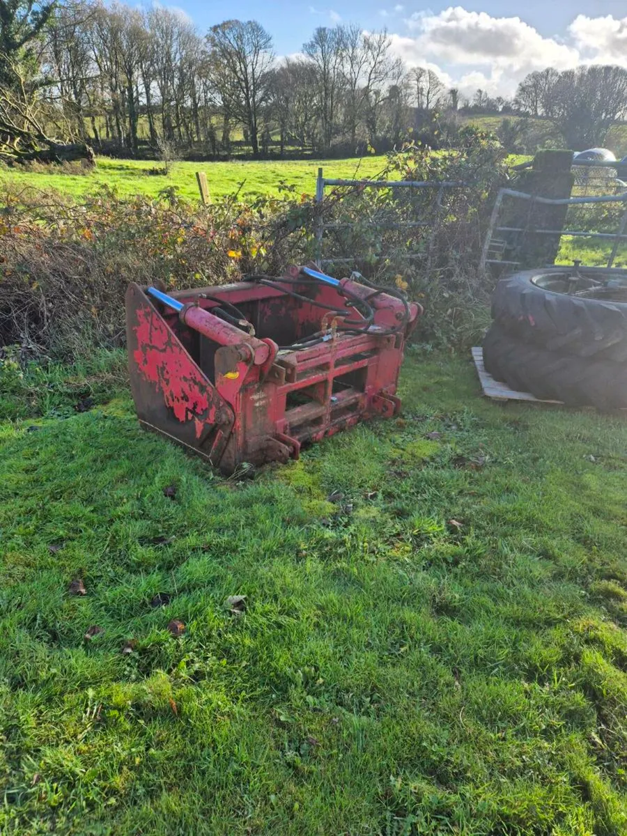 YARD CLEARENCE - Image 4