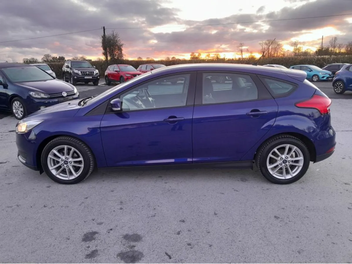 Ford Focus STYLE 1.6 TDCI 95PS 5DR - Image 4