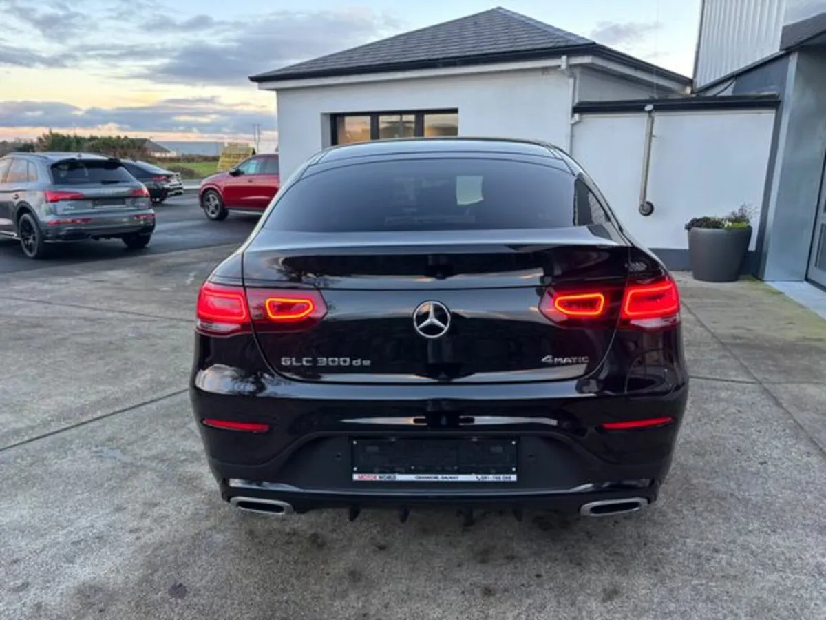 Mercedes-Benz GLC GLC 300 DE 4 MATIC AMG LINE COUP - Image 3