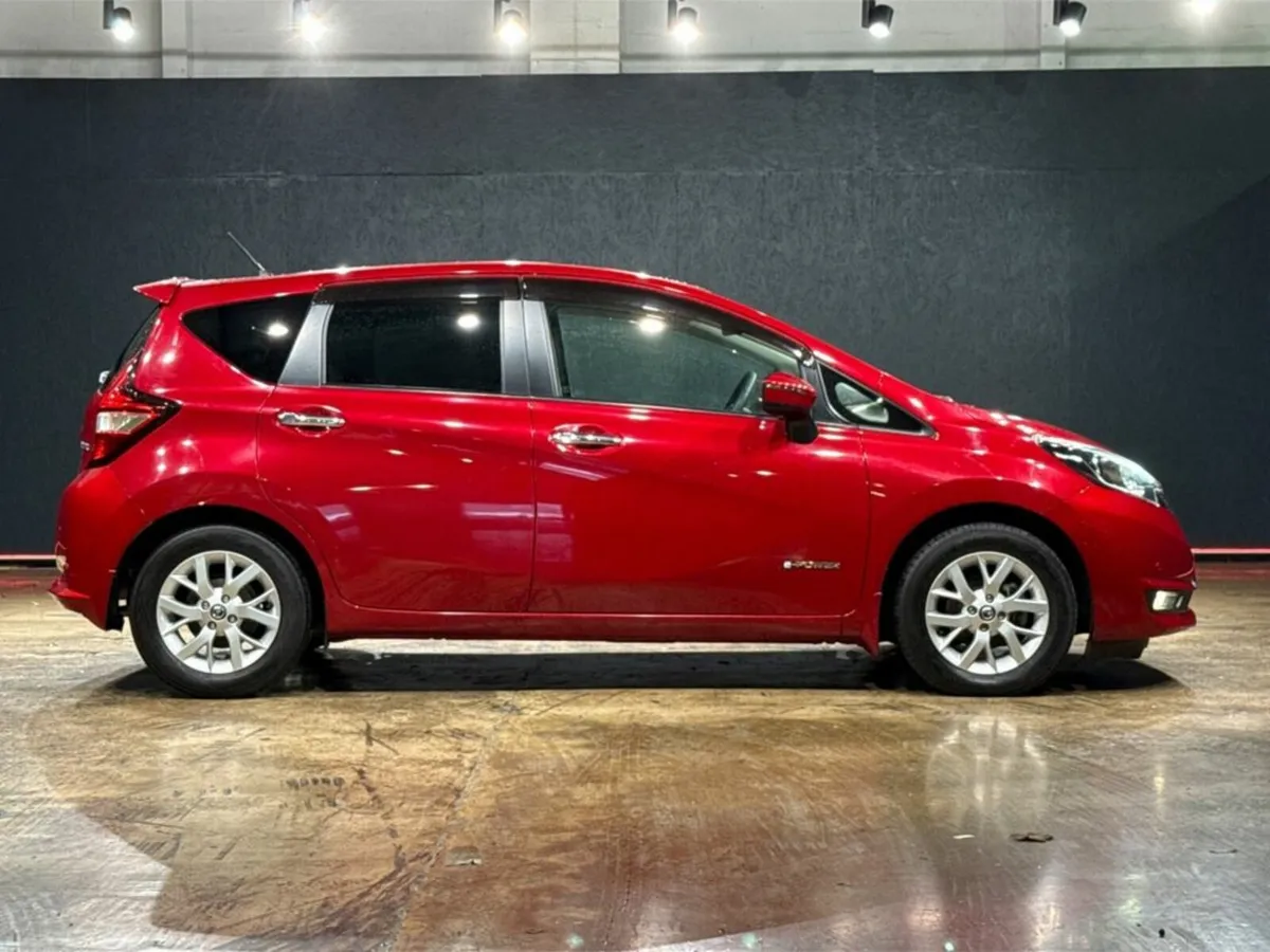 Nissan Note 1.2 AUTOMATIC - E-POWER HYBRID - BLACK - Image 3