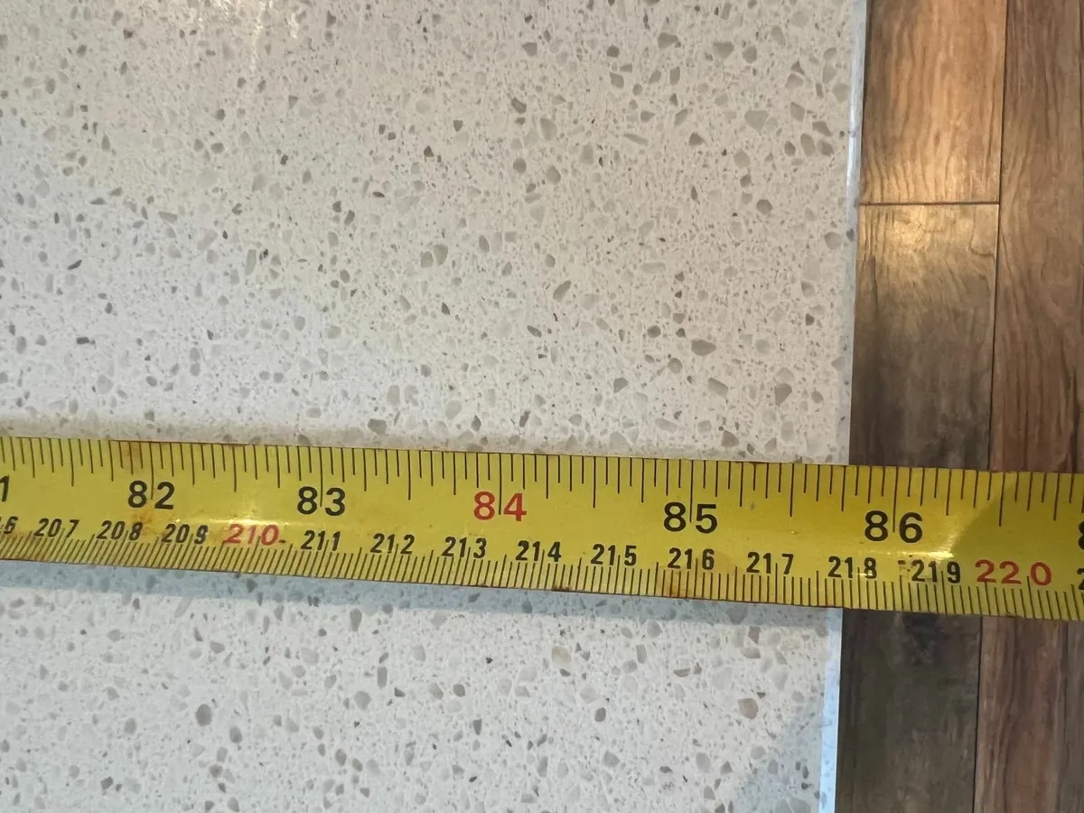 kitchen island white QUARTZ TOP ONLY - Image 3