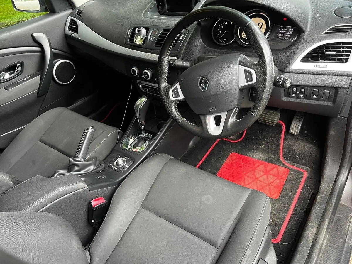 2013 renolt megane automatic - Image 3