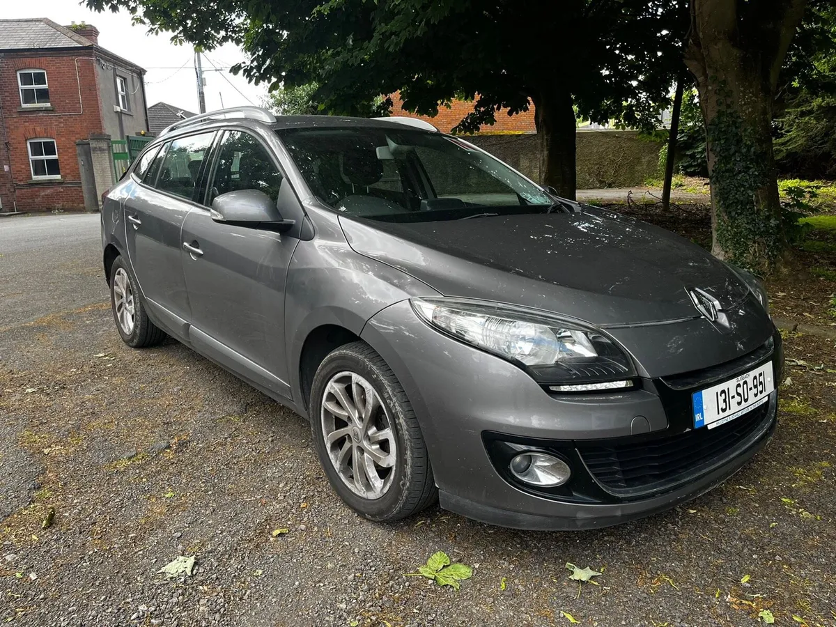 2013 renolt megane automatic - Image 1