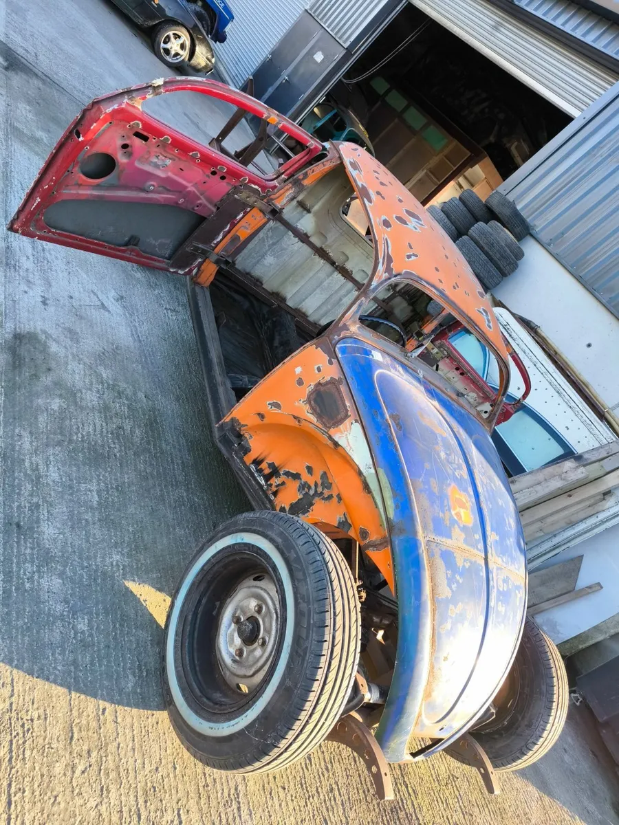 Volkswagen beetle - Image 3