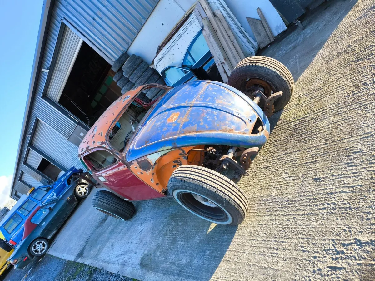 Volkswagen beetle - Image 1