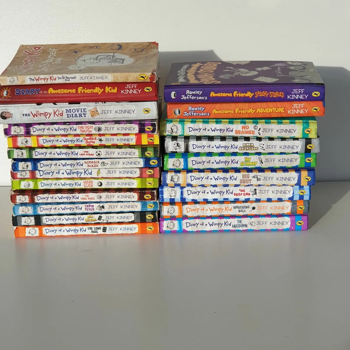 Diary of a wimpy kid book bundle - Image 1