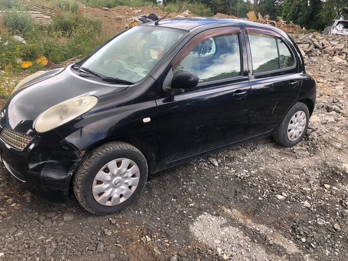 2005 nissan marc automatic - Image 1