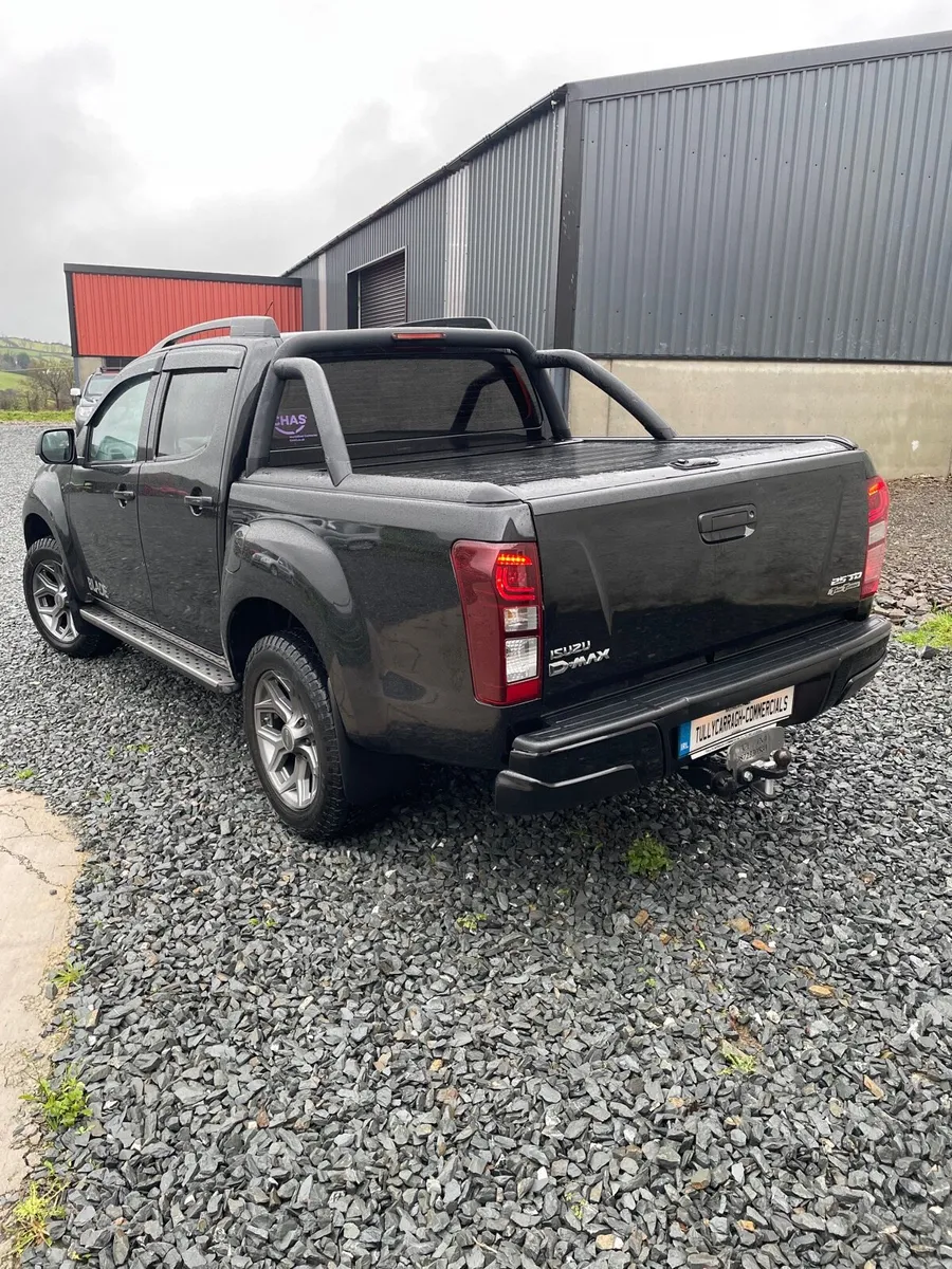 152 Isuzu D-Max Blade 2.5TD DEPOSIT TAKEN - Image 2