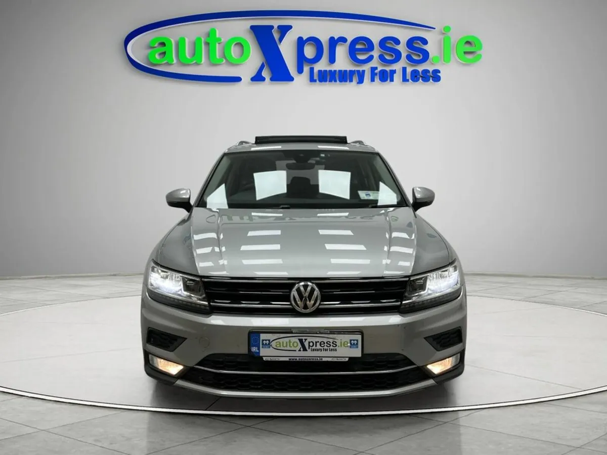 Volkswagen Tiguan 2.0tdi Automatic, Sliding sunroo - Image 3