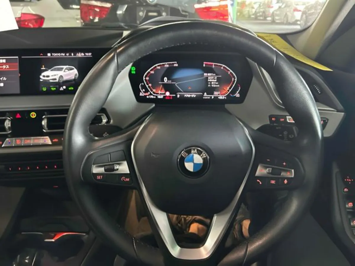 BMW 1-Series 118D PLAY Automatic, Reversing camera - Image 2