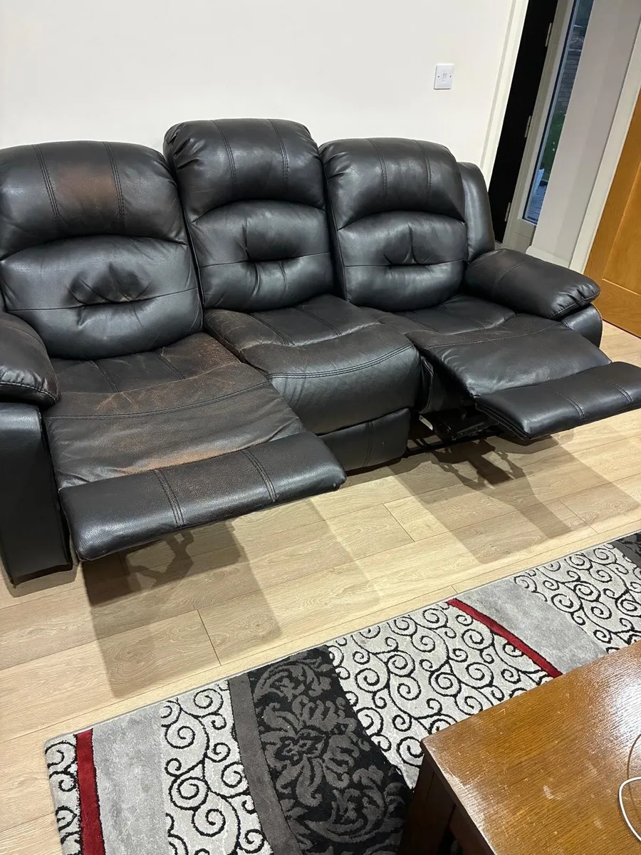 3 Seater Black Manual Recliner Sofa - Image 2