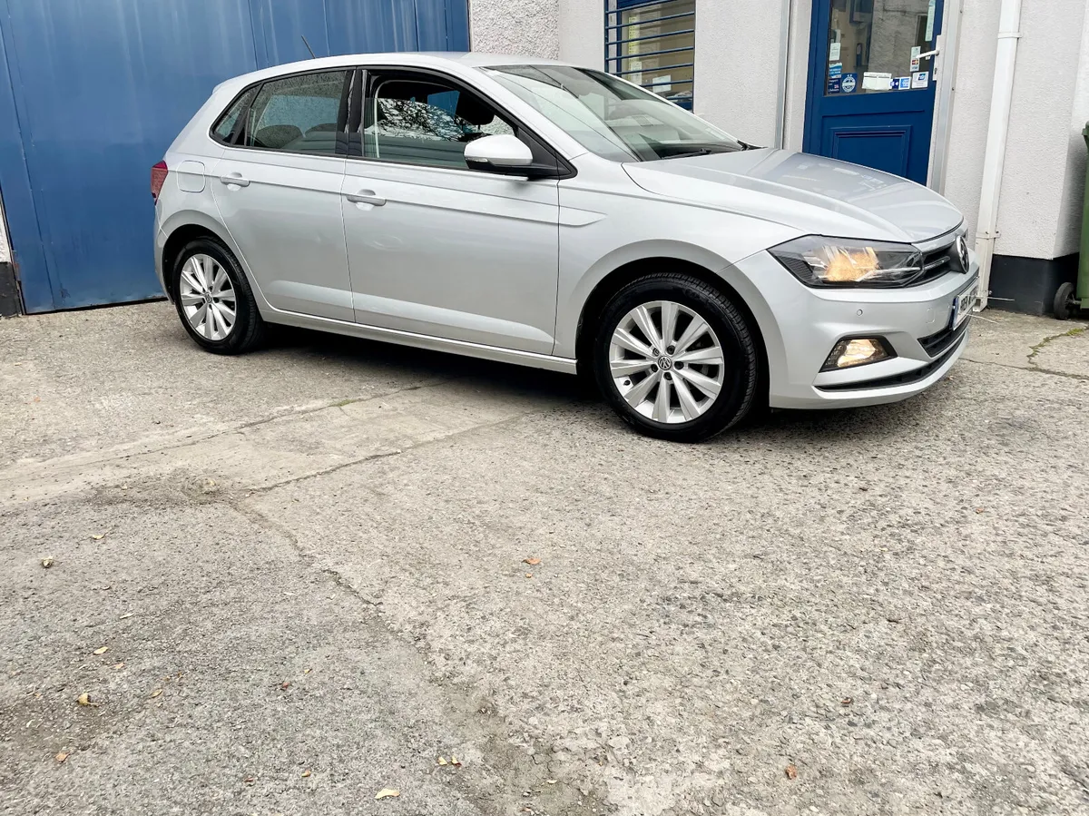 Volkswagen Polo Comfortline 1.0 Petrol Manual,2019 - Image 2