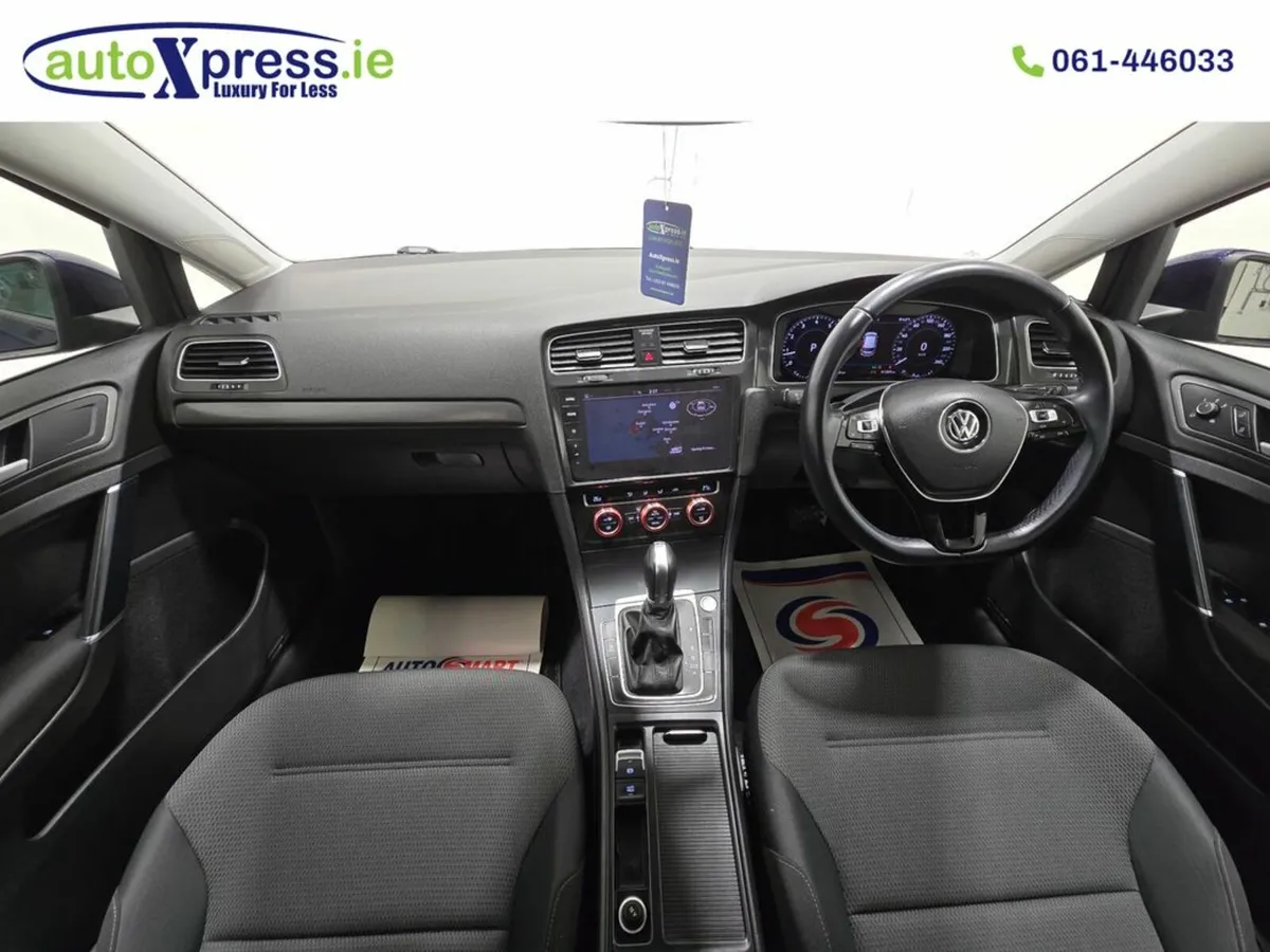 Volkswagen Golf 1.2 TSI Automatic, Reversing camer - Image 4