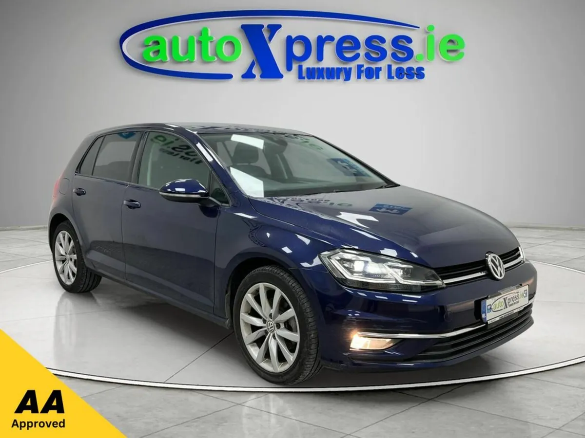 Volkswagen Golf 1.2 TSI Automatic, Reversing camer - Image 1