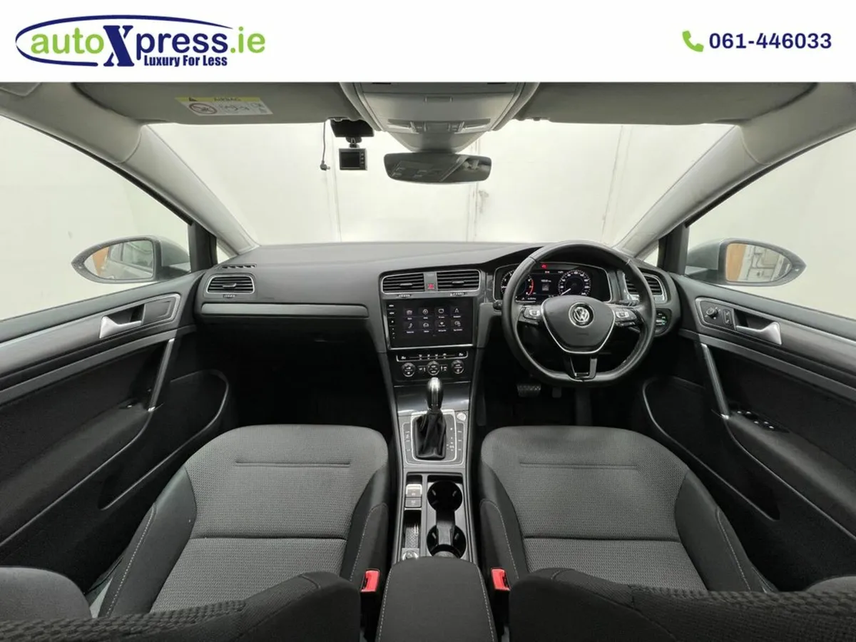 Volkswagen Golf 1.2 TSI Automatic, Reversing camer - Image 4