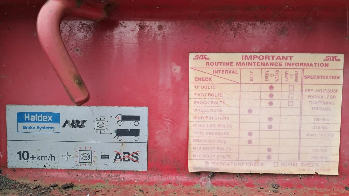 SDC 2003 LOW LOADER - Image 3