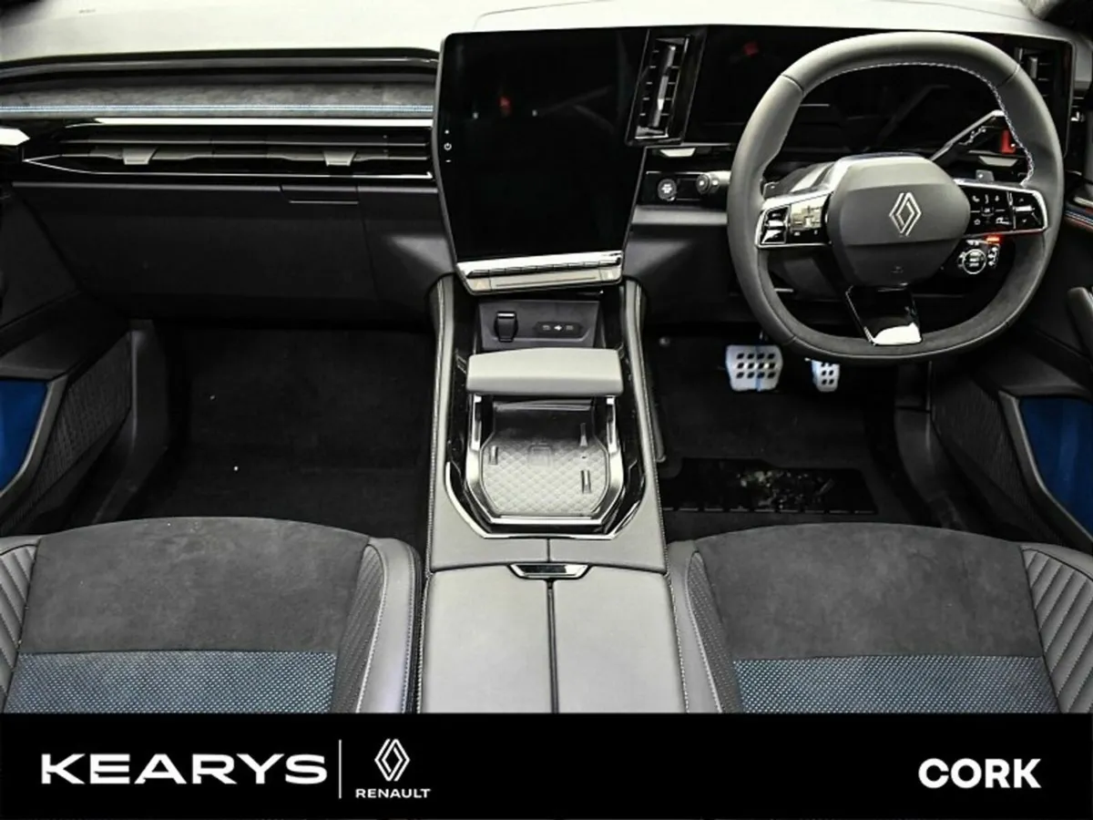 Renault Rafale esprit Alpine E-TECH Hybrid 2 Tone - Image 4