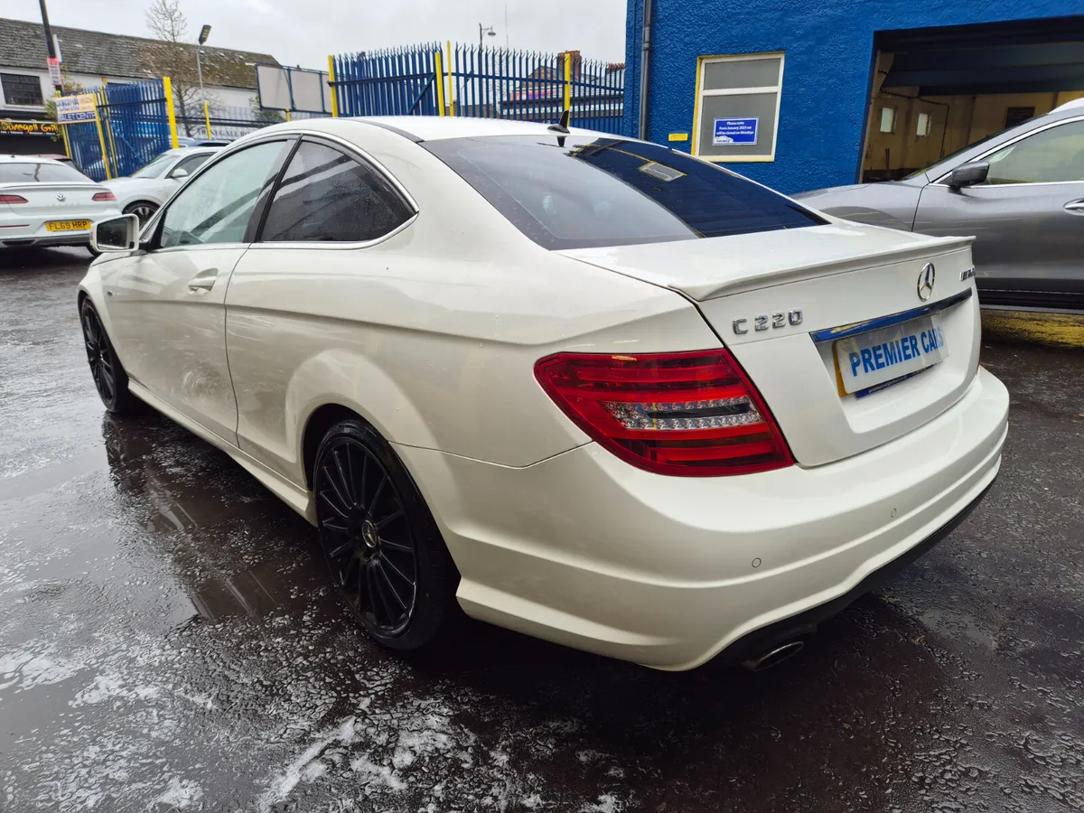 Mercedes-Benz C-Class 2013 - Image 2