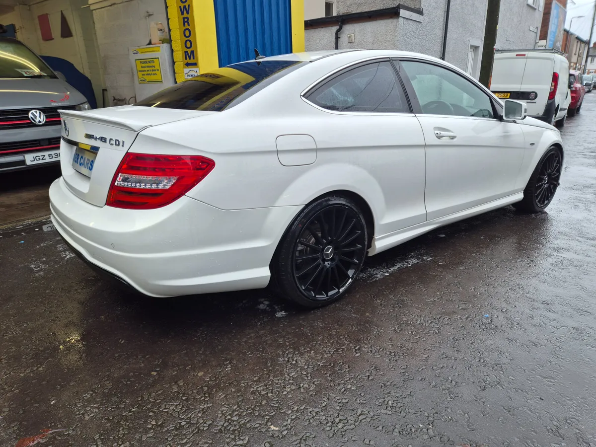 Mercedes-Benz C-Class 2013 - Image 3