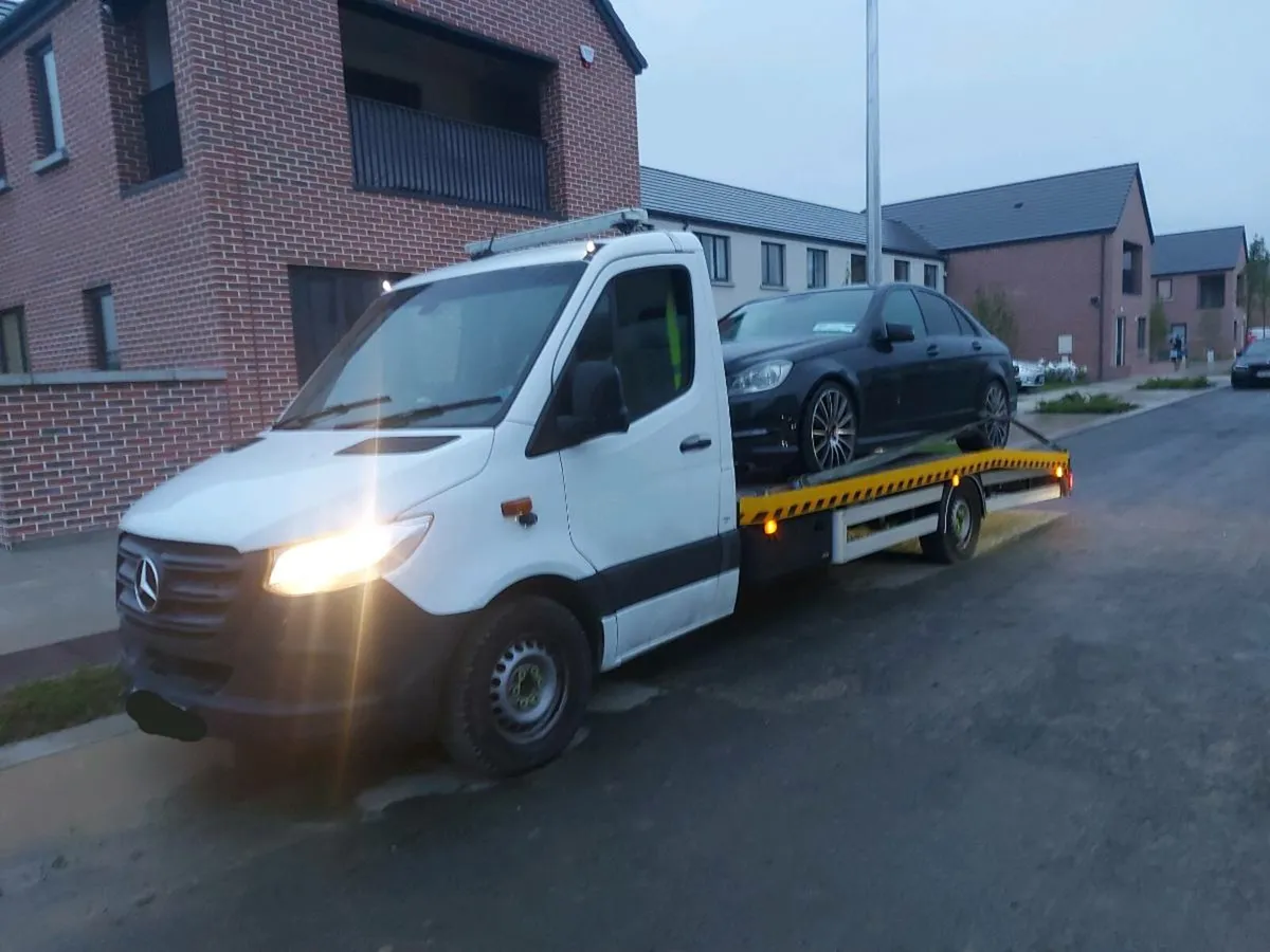 Mercedes sprinter 314cdi  towing truck - Image 1