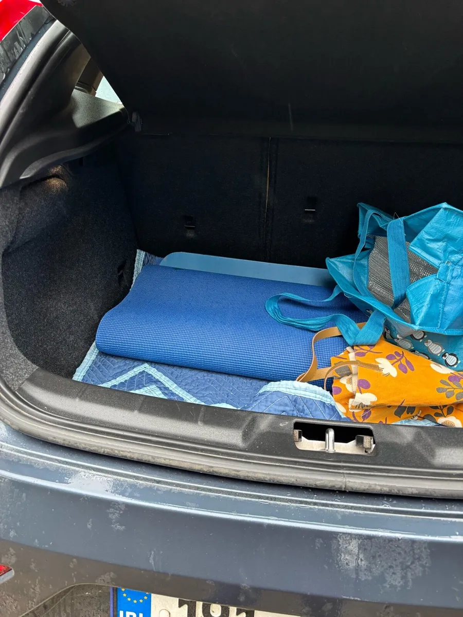 Volvo V40 D2 - Image 2