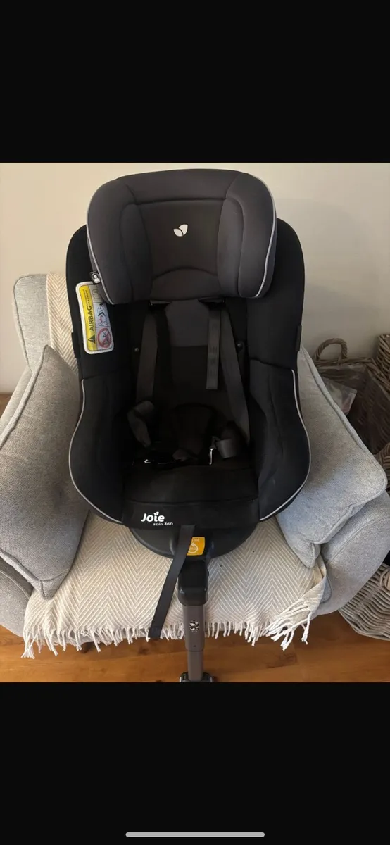 Joie i spin 360 car seat