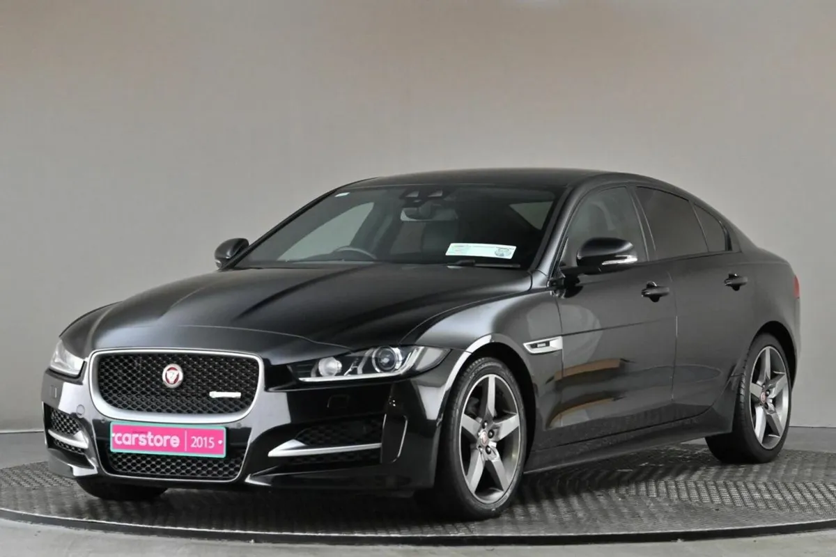 Jaguar XE 2.0D R-SPORT 180BHP AUTO - Image 3