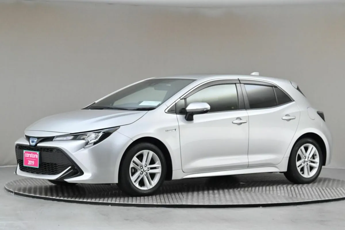 Toyota Corolla 1.8 HYBRID SPORT 5DR **9" ANDROID C - Image 4