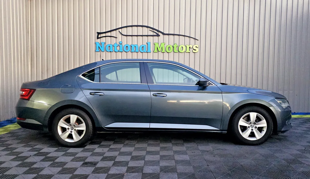 2019 Skoda Superb 2.0 Ambition TDI DSG Automatic - Image 2