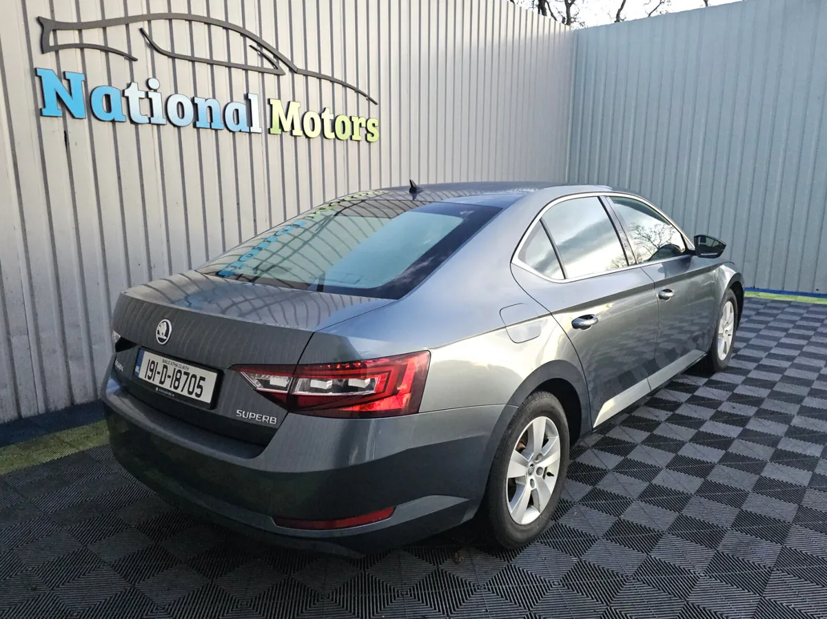 2019 Skoda Superb 2.0 Ambition TDI DSG Automatic - Image 3