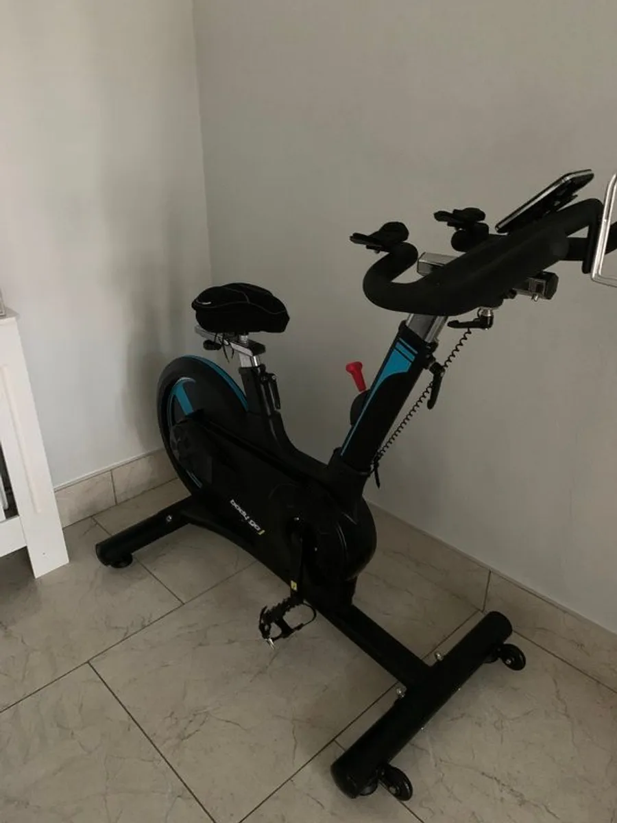 Exercise bike - Image 1