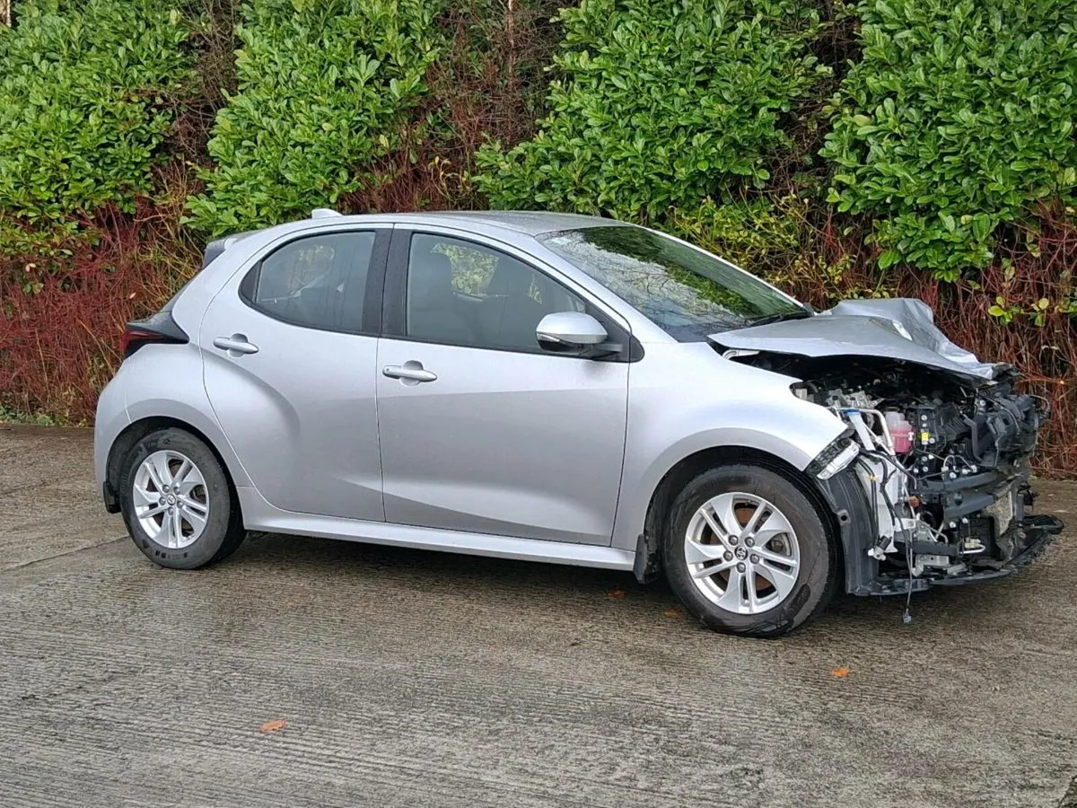 2023 TOYOTA YARIS HYBRID - Image 1