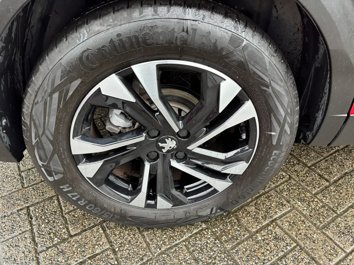 2022 Peugeot 2008 Allure scrappage offer - Image 4