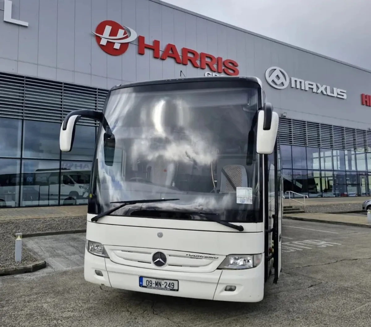 2009 Mercedes-Benz Tourismo - Image 2